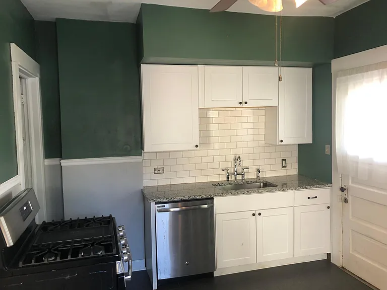 1420 Rosewood Ave #1 — Photo 10