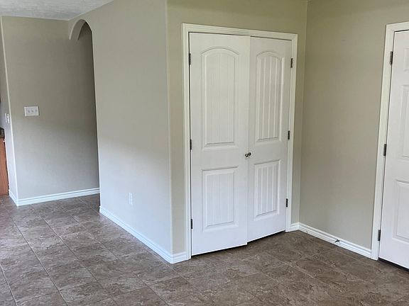 4th image of 6612 Palace Dr