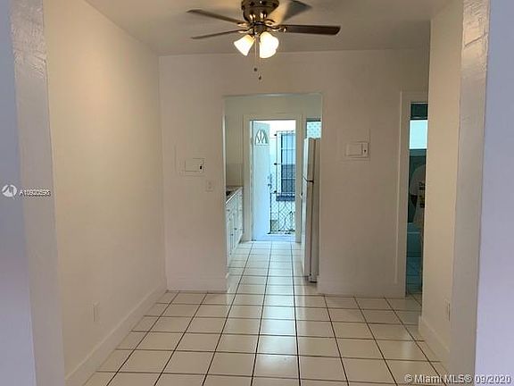 4th image of 1135 Euclid Ave #105