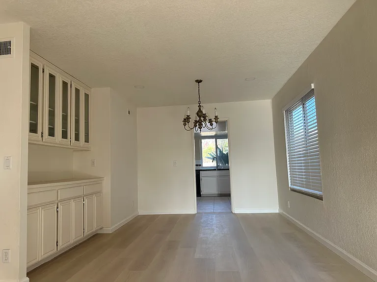 14225 Barrymore St — Photo 11