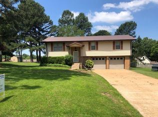 309 Toni Ann Dr, Jonesboro, AR 72405