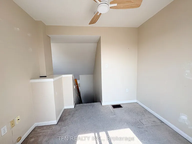 588 Shoreline Dr #3 — Photo 36