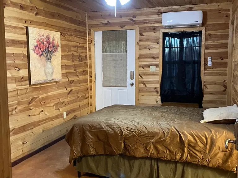 172 W Flag Creek Ranch Rd — Photo 1