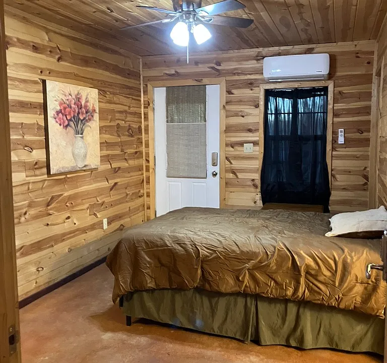 172 W Flag Creek Ranch Rd