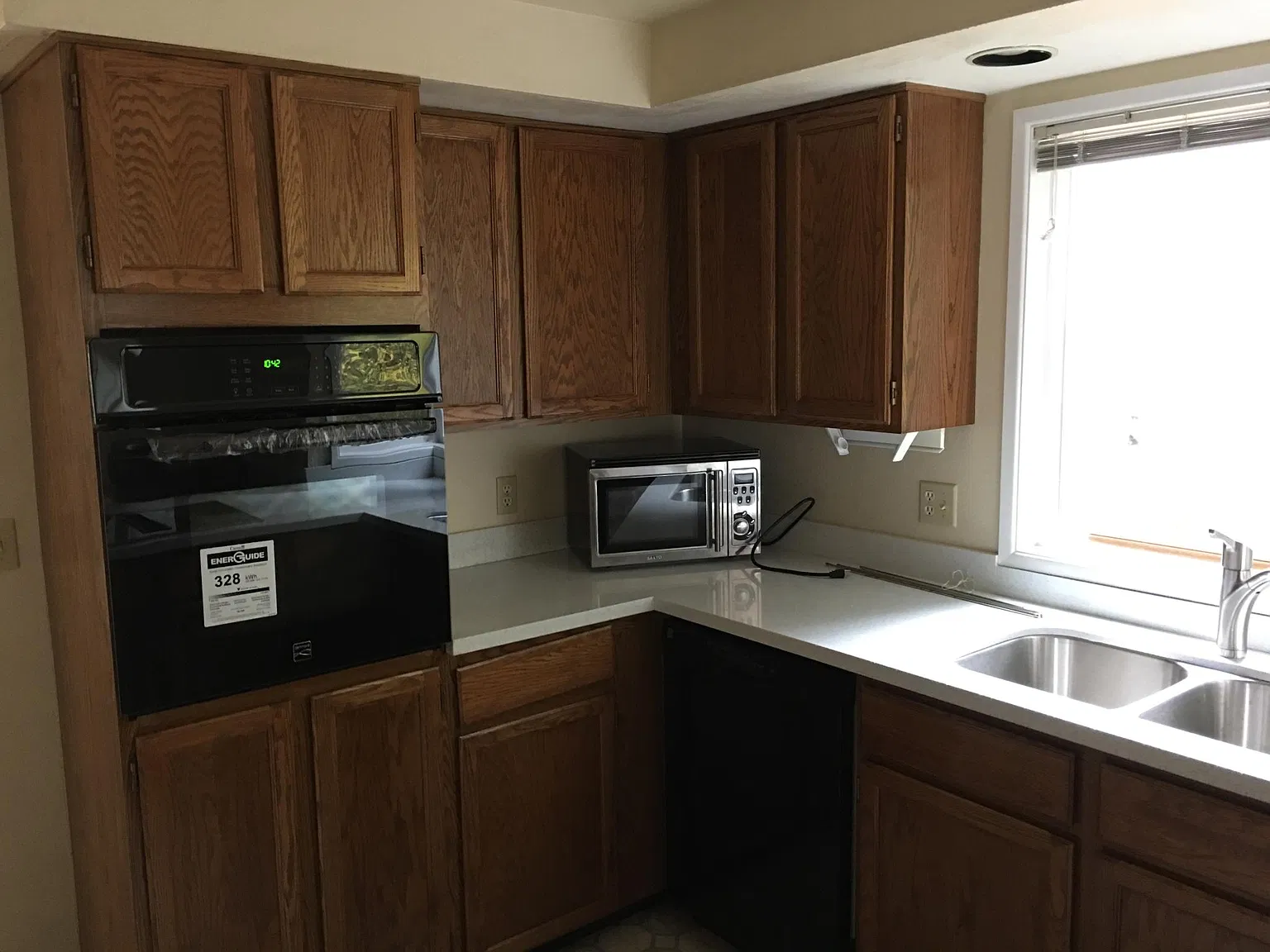 12816 NE 70th Pl — Photo 3
