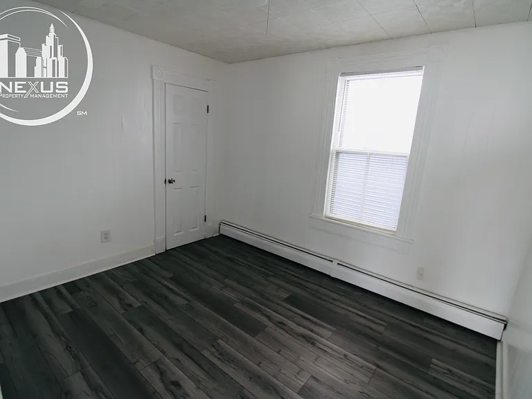 61 N Leonard St #2 — Photo 8