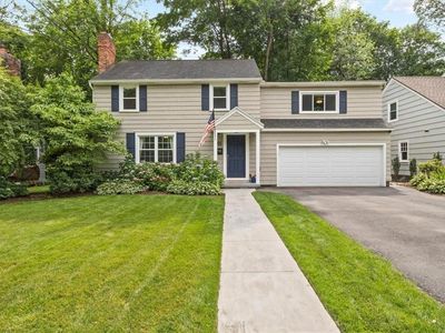 365 Cromwell Dr, Rochester, NY, 14610