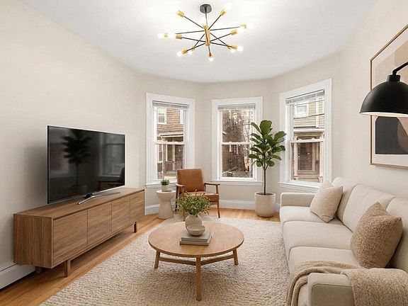 2nd image of 3 Spring Garden St #1