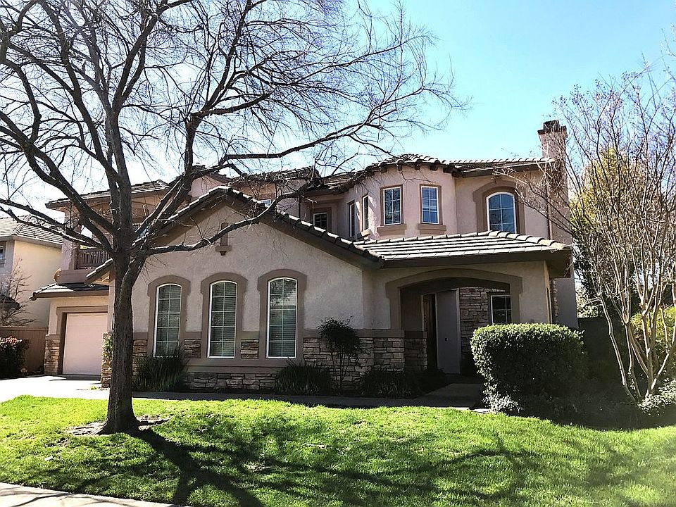 1st image of 4684 Village Green Dr