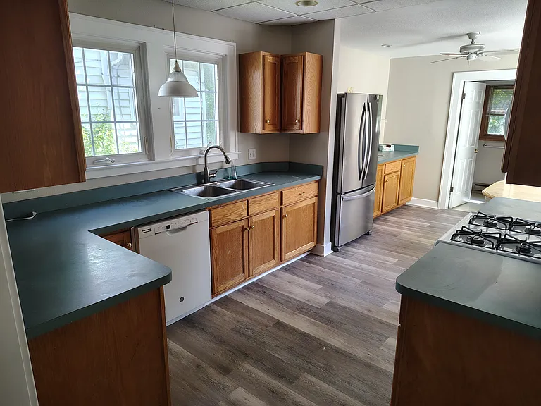 4342 Willys Pkwy — Photo 11