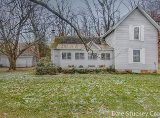 10310 Grand River Dr SE, Lowell, MI 49331