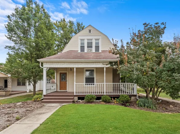 715 Reed St, Beecher, IL 60401