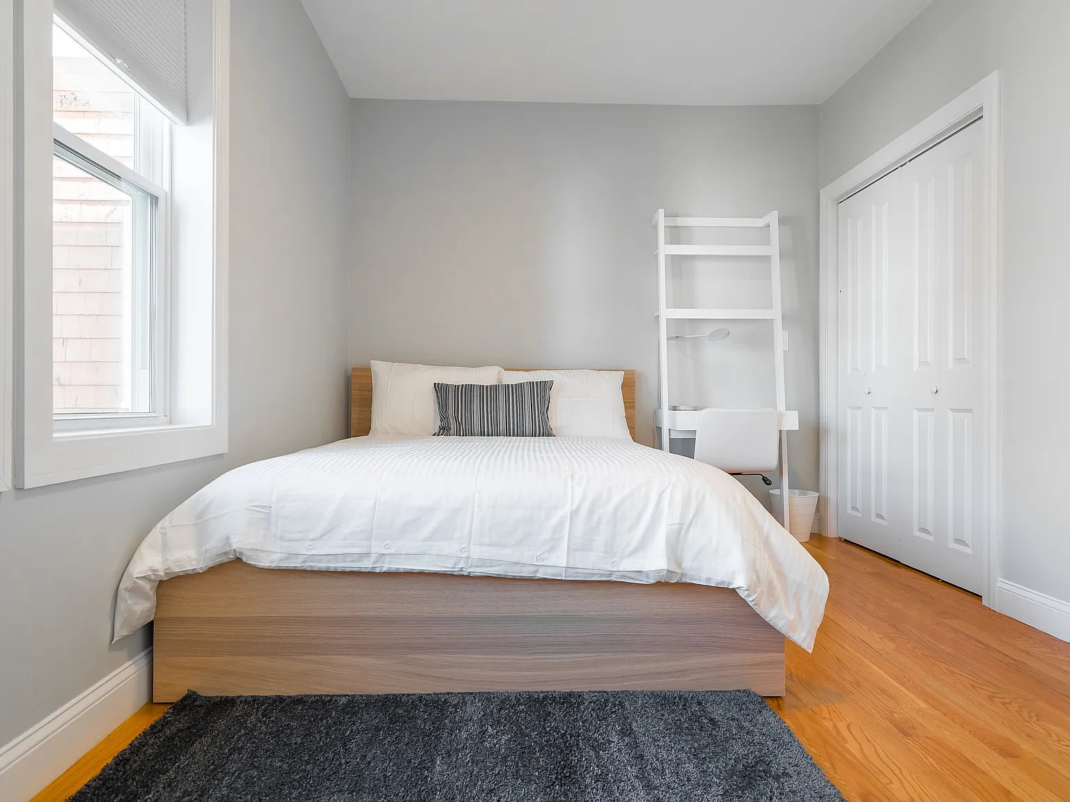 1 bed, 1000 sqft, $1,950 — Photo 3