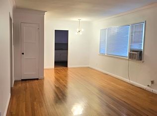 3880 Roble Vista Dr, Los Angeles, CA 90027