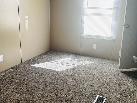 5th image of 6145 Quail Ave Trlr 403