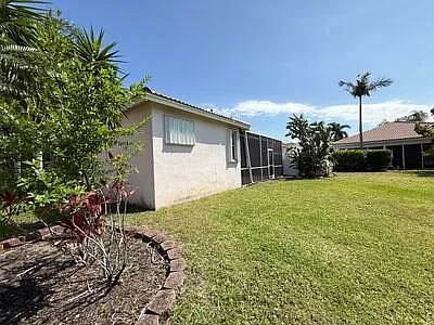 10839 Madison Dr — Photo 8