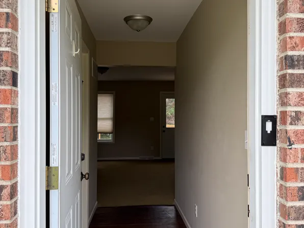 3202 Rock Ridge Rd, Jefferson City, MO 65109