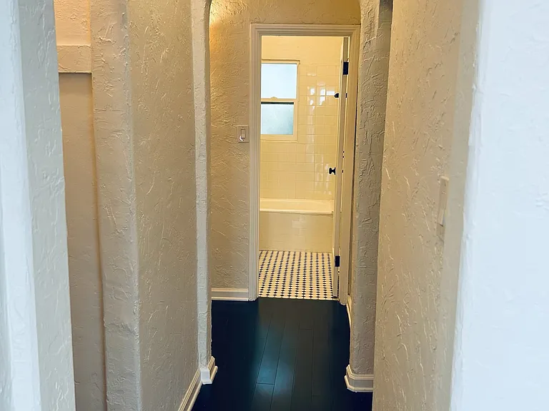 3517 Marathon St #204 — Photo 8