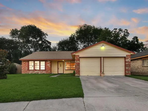 3450 Hartington Dr, Houston, TX 77066
