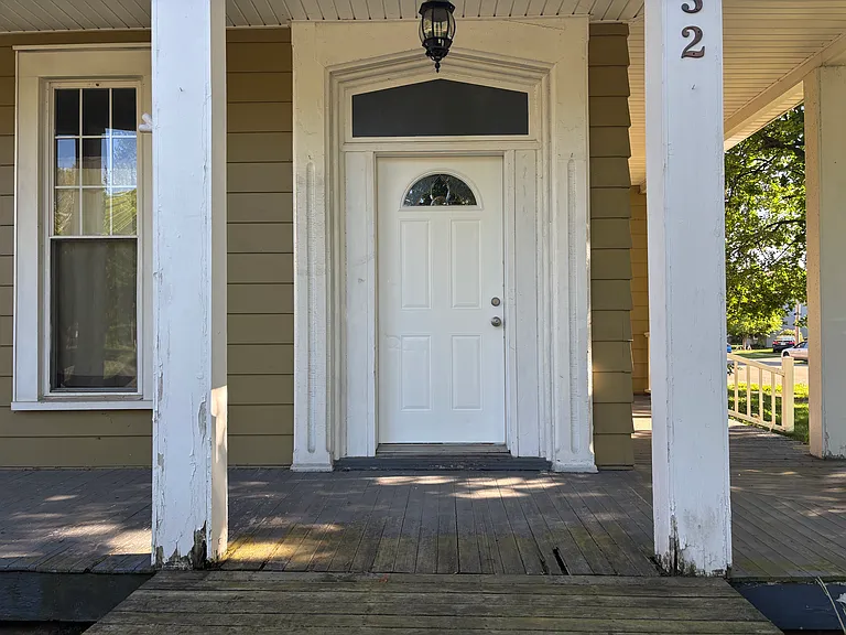 452 Ray Ave NW #2 — Photo 3