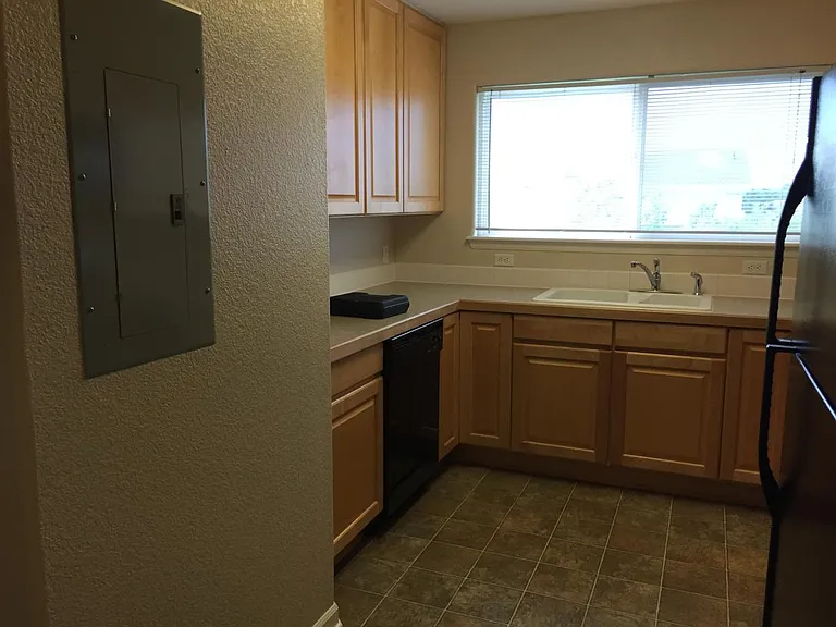 3435 Boulder Cir #203 — Photo 12