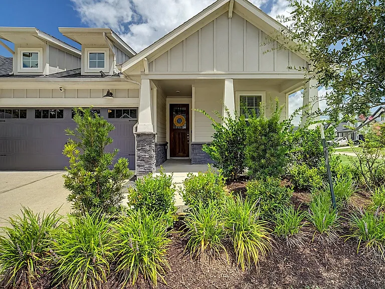 21339 Sierra Point Ln — Photo 3