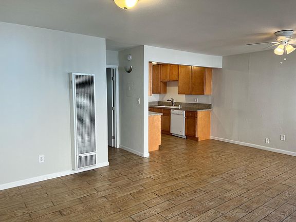5th image of 1539 N Bronson Ave APT 29