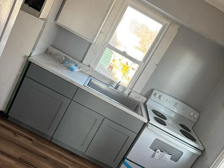 72 Wisner Ave #2 — Photo 2