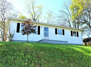 922 Log Cabin Rd, Leola, PA 17540