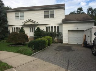 5 Muravski Ct, South River, NJ 08882