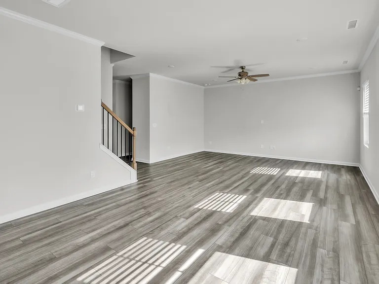 456 Willard Wds Dr — Photo 8