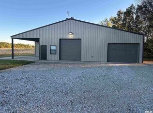 814 Hyde Park Rd, Royalton, IL 62983