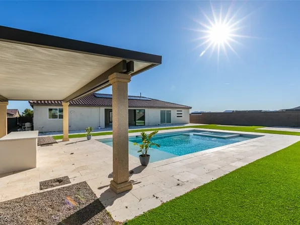 8741 Grand Pass Ct, Las Vegas, NV 89113