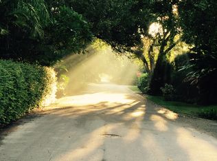 1050 NW 4th St, Boca Raton, FL 33486