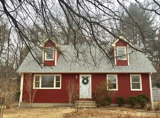 20 Charles Ln, Amherst, MA 01002