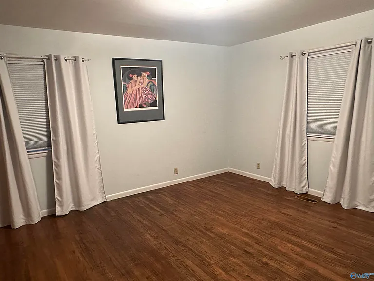102 Jones Valley Dr SE — Photo 13