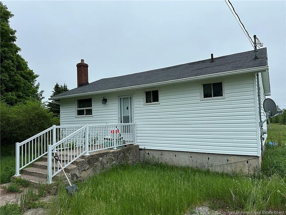 1st image of 709 Saint Charles N