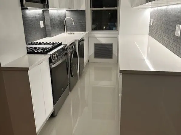 301 East 66th Street image 1 of 5