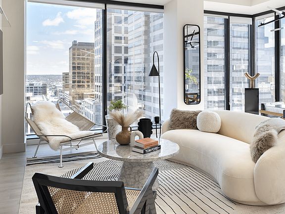 B5 Living Room