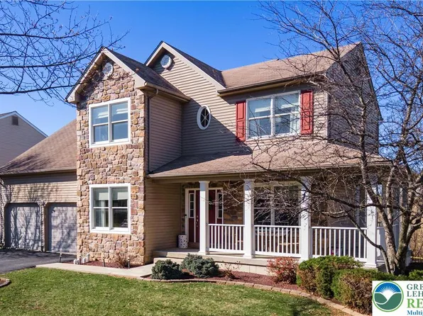 25 Millbrook Ct, Palmer Twp, PA 18045