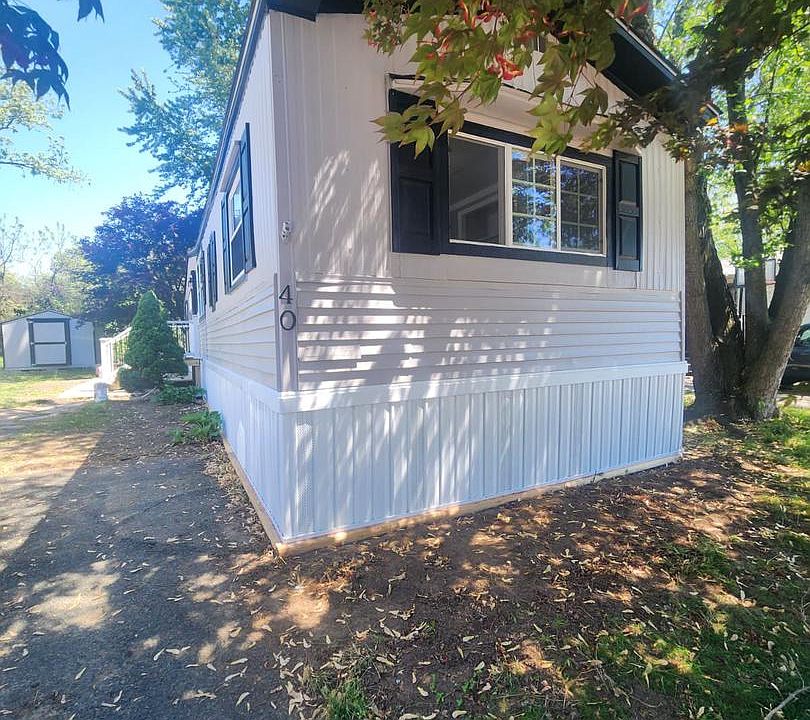 1st image of 4191 Lake Rd #40