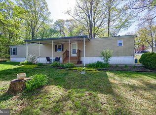 105 Oak Leaf Dr, Windsor, PA 17366