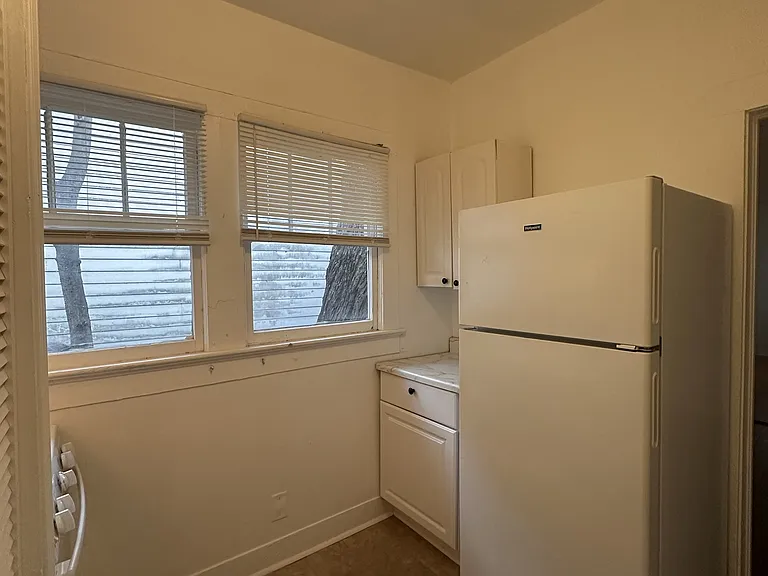 448 Calhoun St NW #A — Photo 4