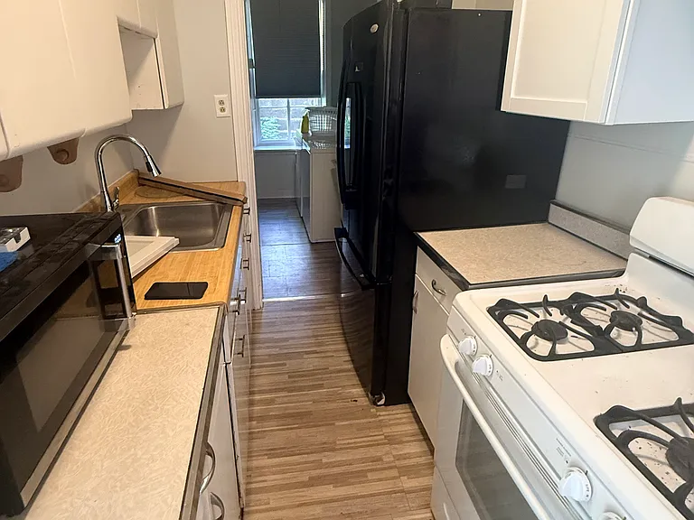 907 Mahantongo St #1 — Photo 8