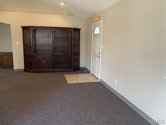 2nd image of 708 Carlyle Rd