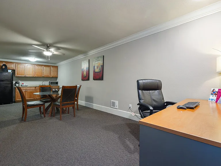 Elan Coco Palms Leasing Center
