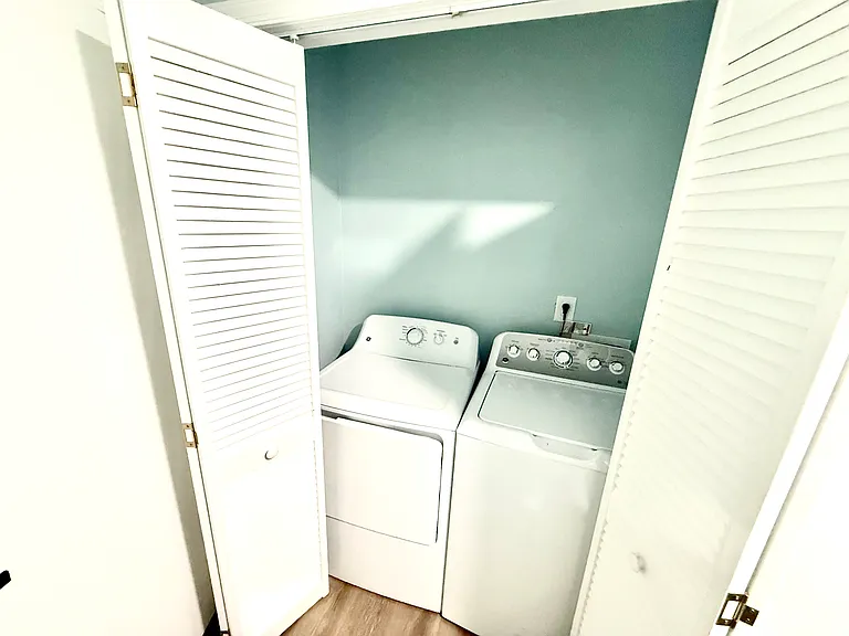 123 Poplar Ave — Photo 1