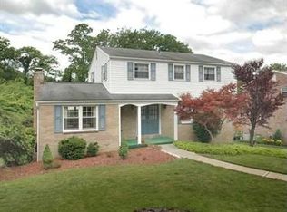 109 Briar Crest Dr, Monroeville, PA