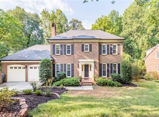 2320 Hopecrest Dr, Charlotte, NC 28210