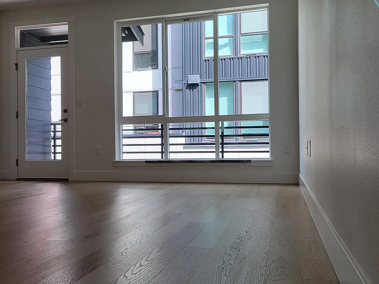 18518 96th Dr NE #D — Photo 10